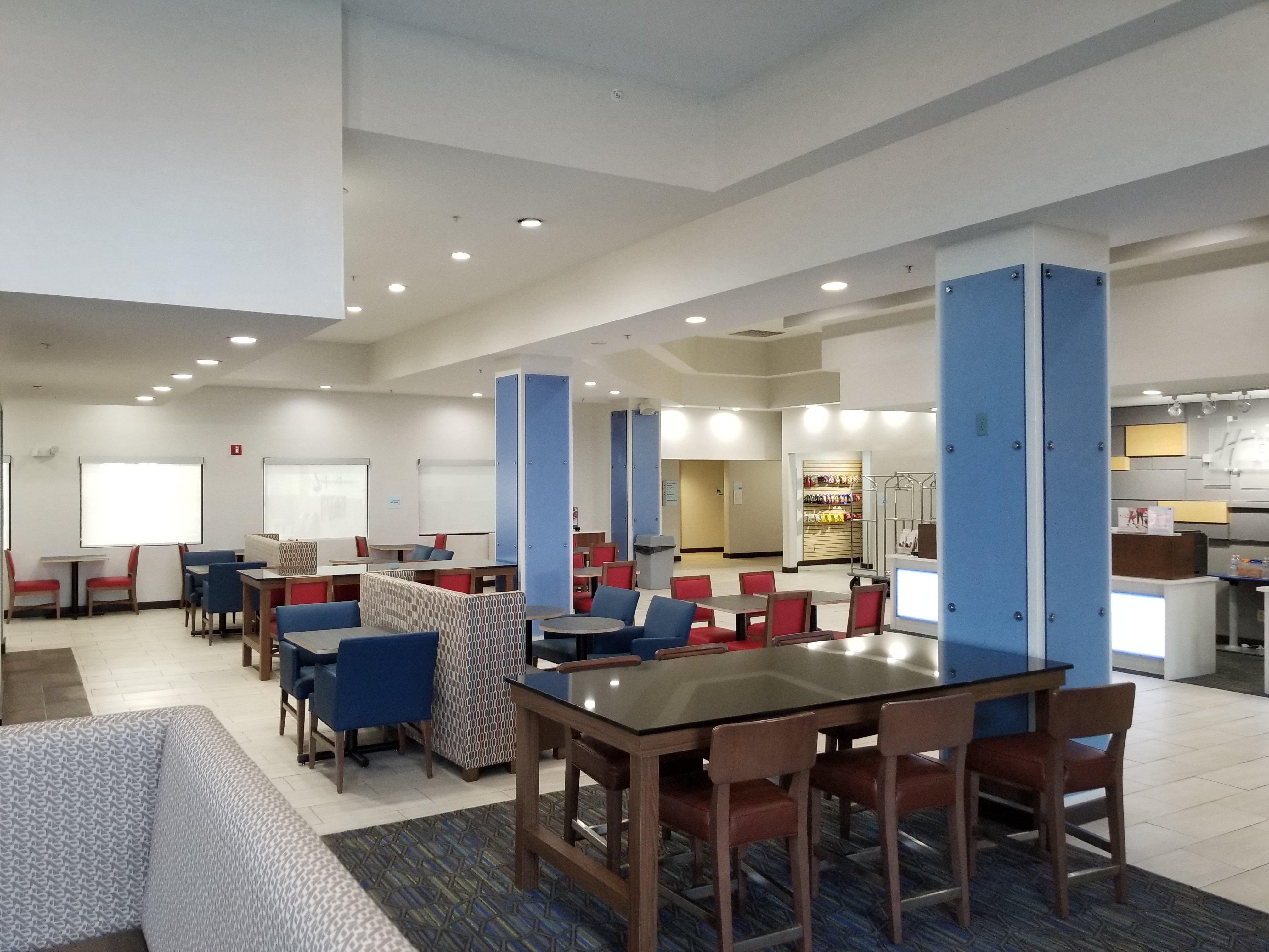 Holiday Inn Express Birch Run-Frankenmuth Area By Ihg Exterior photo