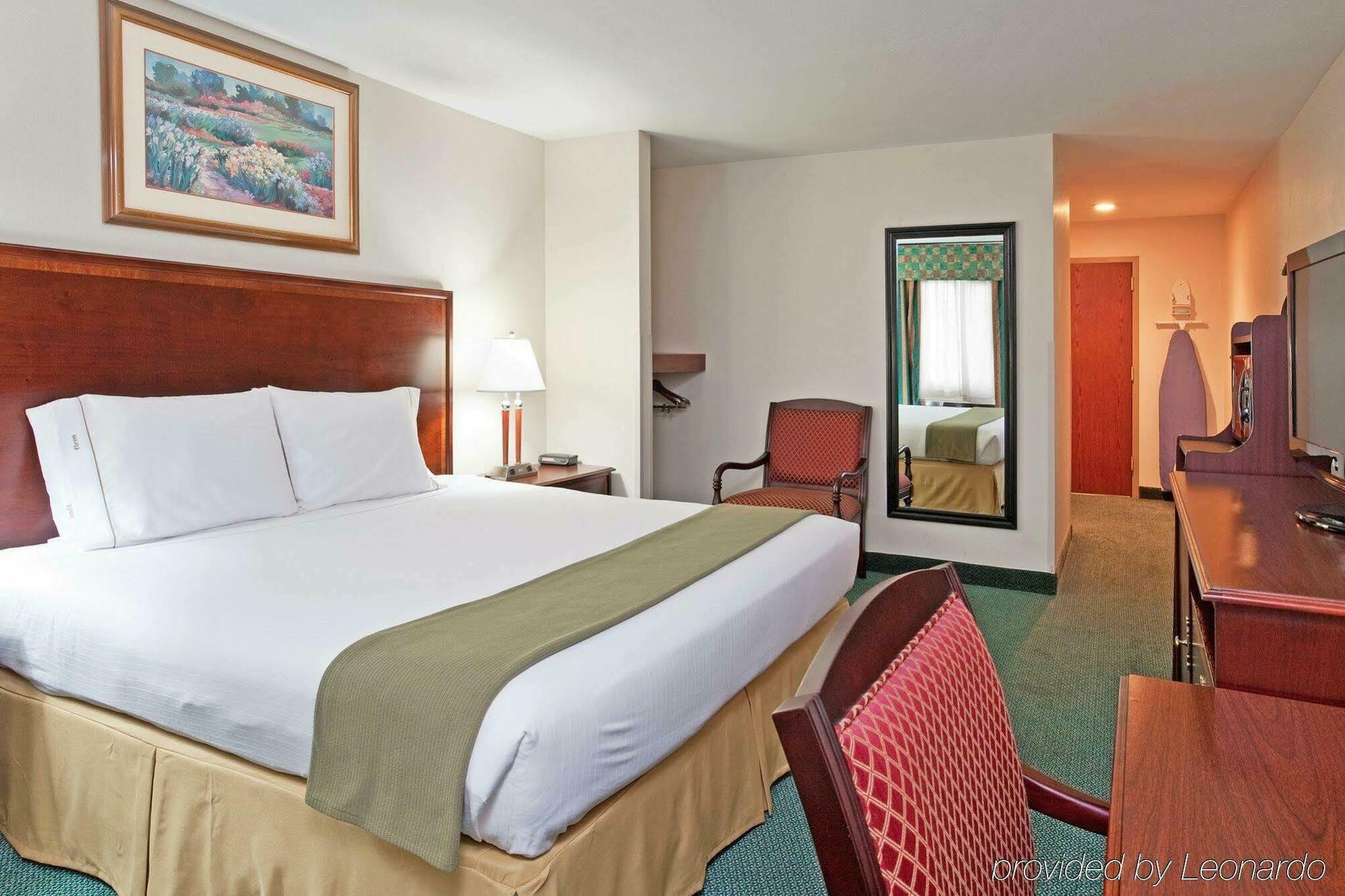 Holiday Inn Express Birch Run-Frankenmuth Area By Ihg Exterior photo