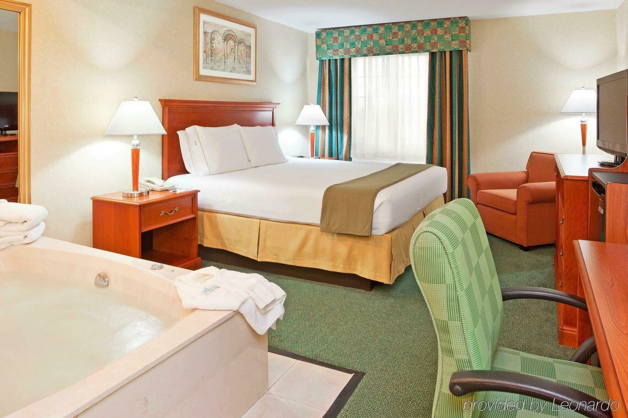 Holiday Inn Express Birch Run-Frankenmuth Area By Ihg Exterior photo